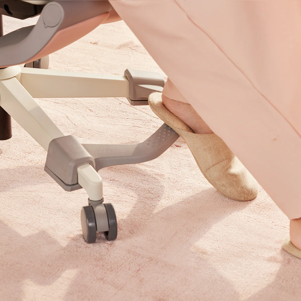 MUSSO E80 Muse FemmePosture Ergonomic Office Chair - Image 27